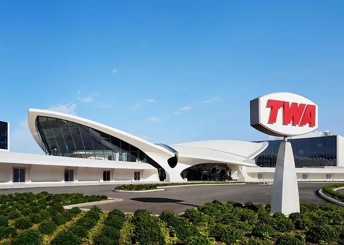 Twa Hotel At Jfk Airport